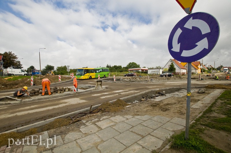  Na rondzie już jeżdżą