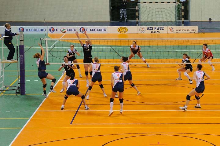Siatkarki Orła wygrały z UKS Ozorków 3:2