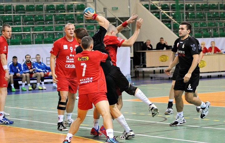 Puchar Polski: Meblarze grają dalej (piłka ręczna)