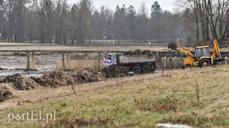 Kąpielisko sprzątane po zimie