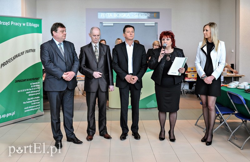 650 ofert na targach pracy
