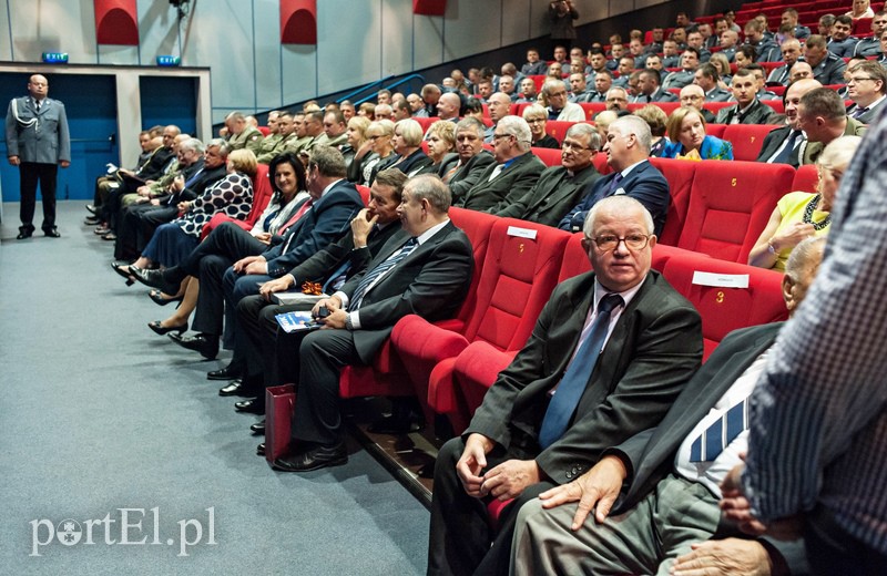 Do nowej komendy droga daleka