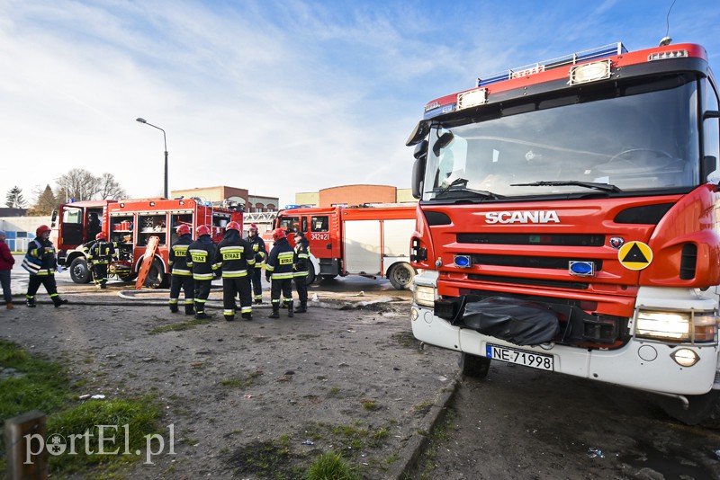  Pożar na ul. Skrzydlatej i w Gronowie Elbląskim