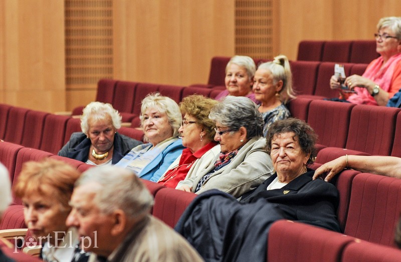Z wiatrem po nagrodę imienia doktor Oli