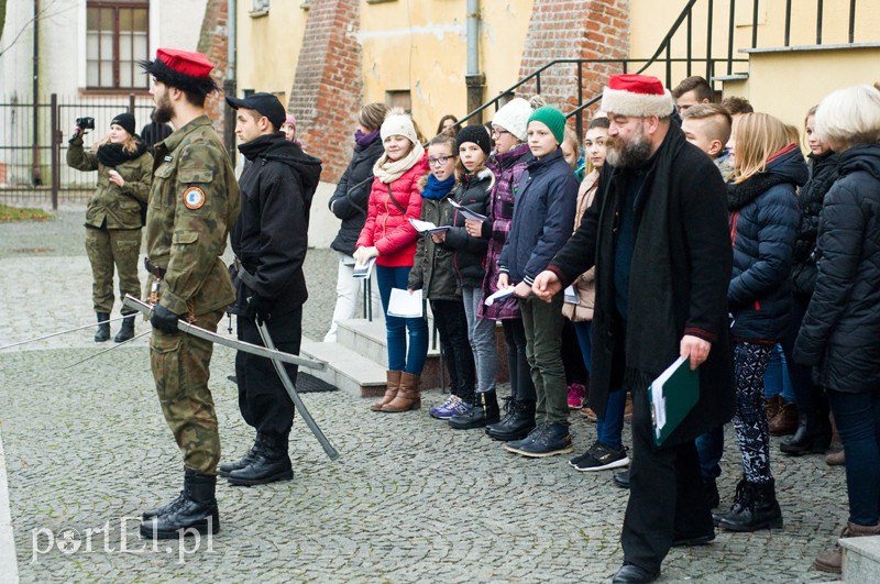  Podchorążowie wyszli na ulice Elbląga