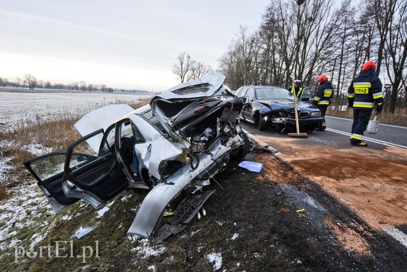 Wypadek audi z bmw na DK 22