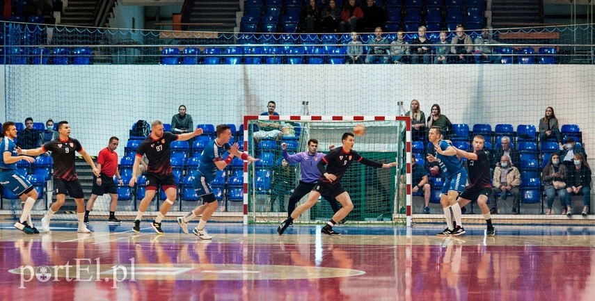 Elblążanie w końcu pokonali olsztynian