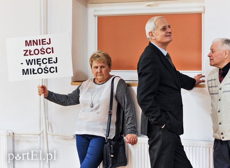 Tańcem w przemoc
