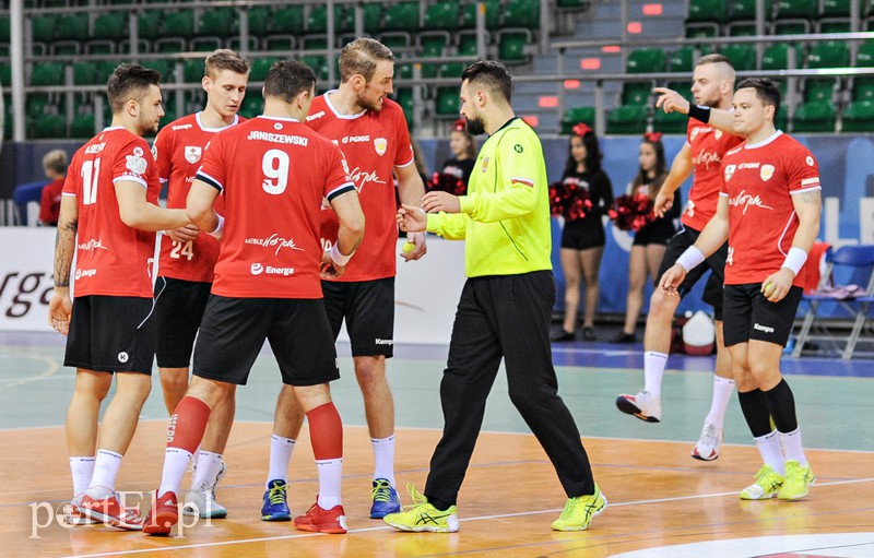 Stal rozbiła Meblarzy