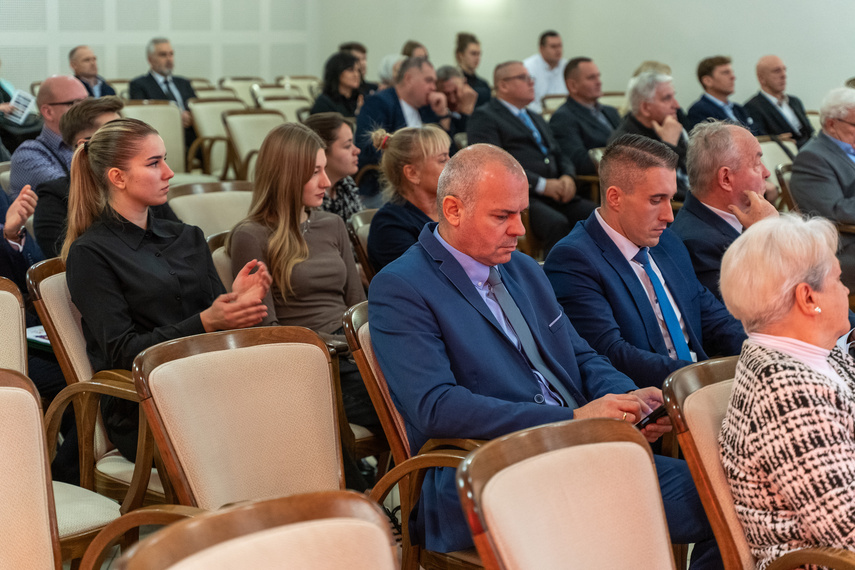 70 lat szkolnego sportu