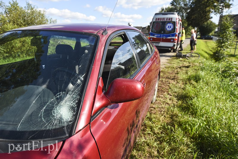 Potrącenie nietrzeźwej rowerzystki w Krzewsku