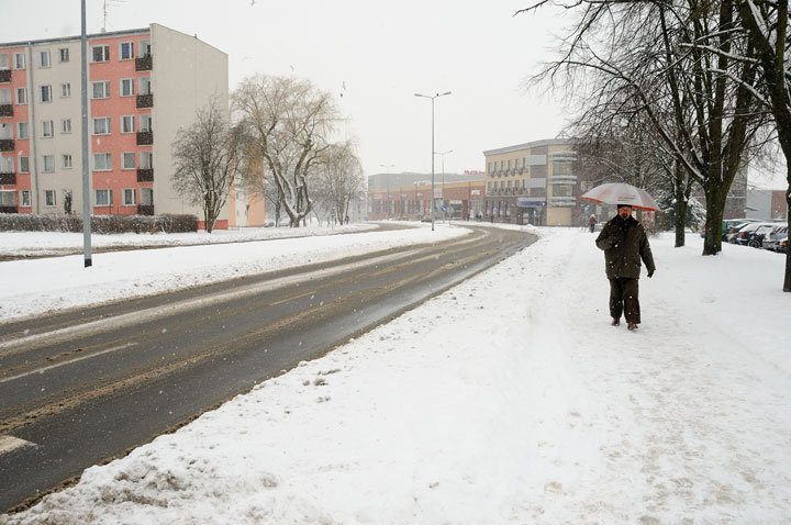 Sypnęło śniegiem