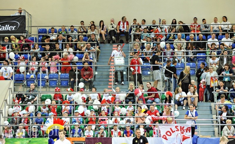 Głośny doping nie pomógł polskim reprezentacjom
