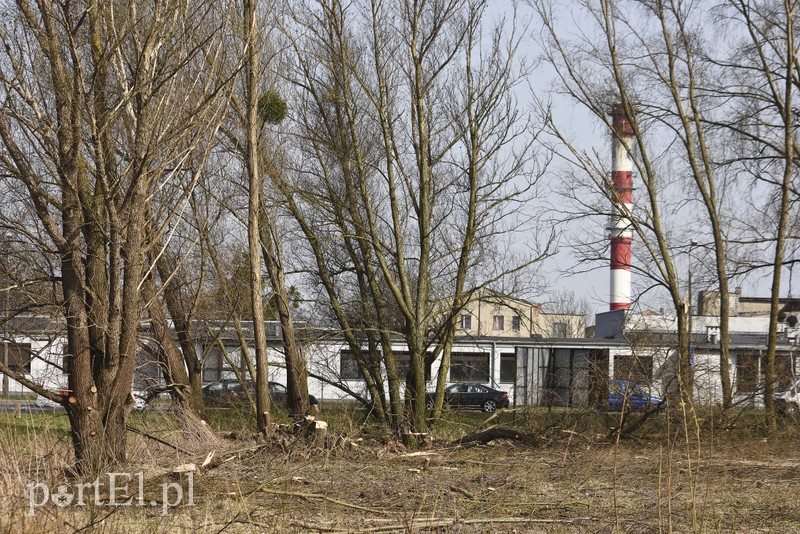 Przy Żuławskiej będzie market. Ruszyły prace