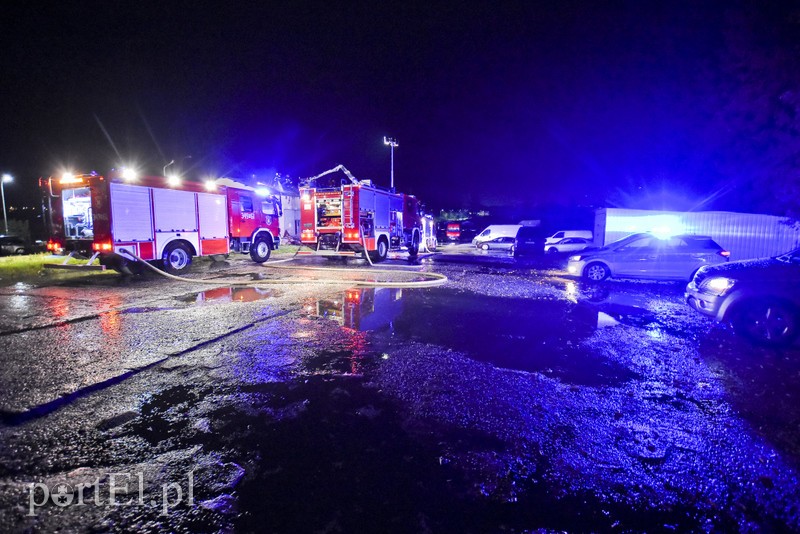 Pożar dachu i potrącenie kobiety w Pasłęku