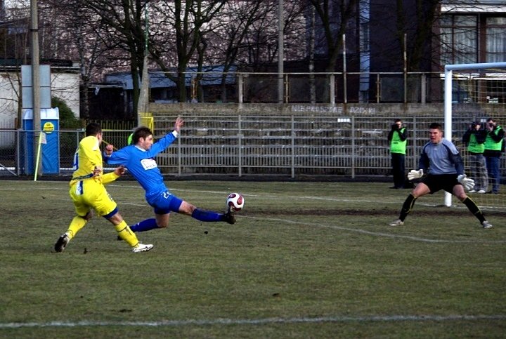 Olimpia wygrała 2:0 z Ruchem i pozostaje liderem