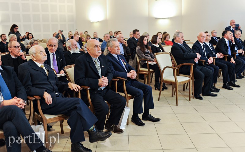  Solidarnie walczyli o wolność