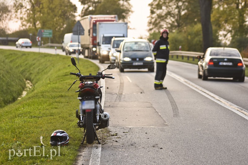 Zderzenie ciężarówki z motorowerem