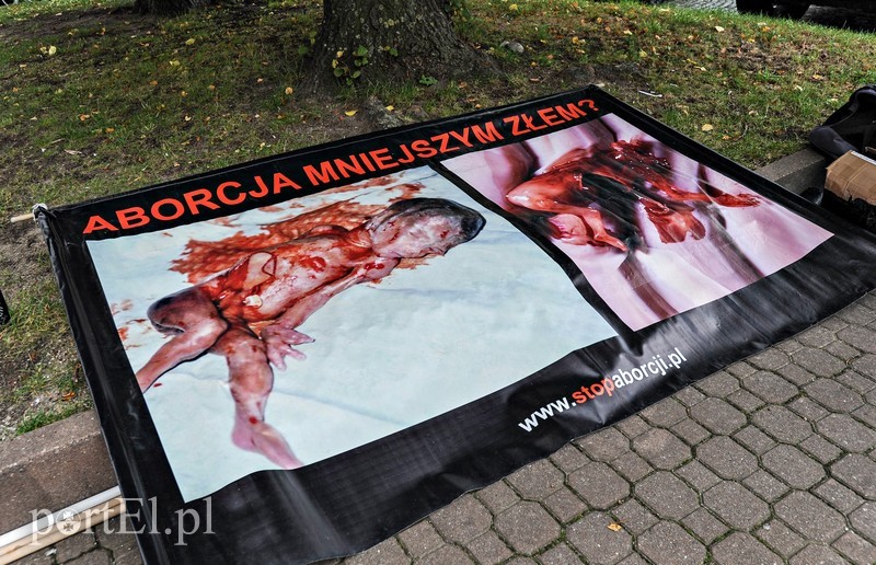 Protestujący:Pycha w kościele katolickim jest najgorszym grzechem