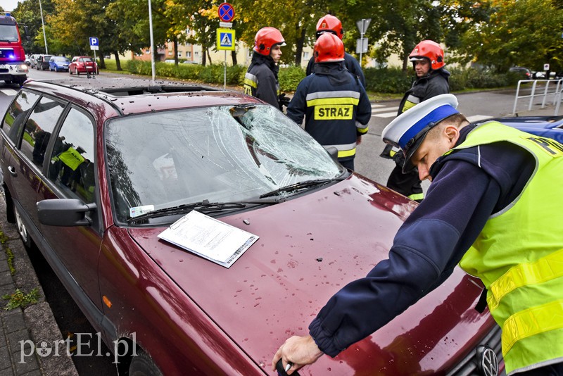 Wypadek na Mickiewicza. Rowerzysta w ciężkim stanie