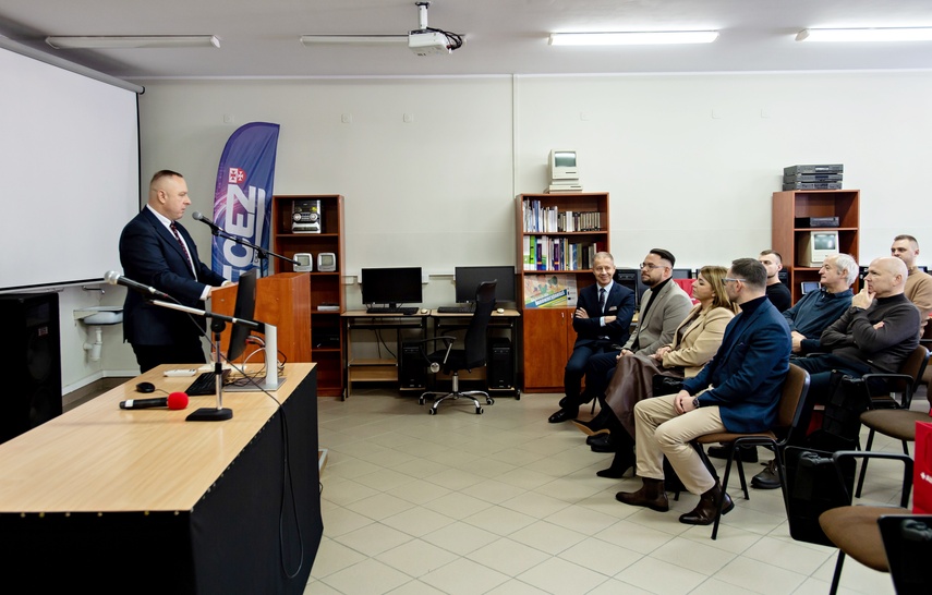 Nowe maszyny CNC w Centrum Kształcenia