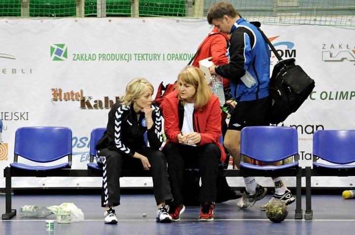 Oddala sie szansa gry w fazie play-off