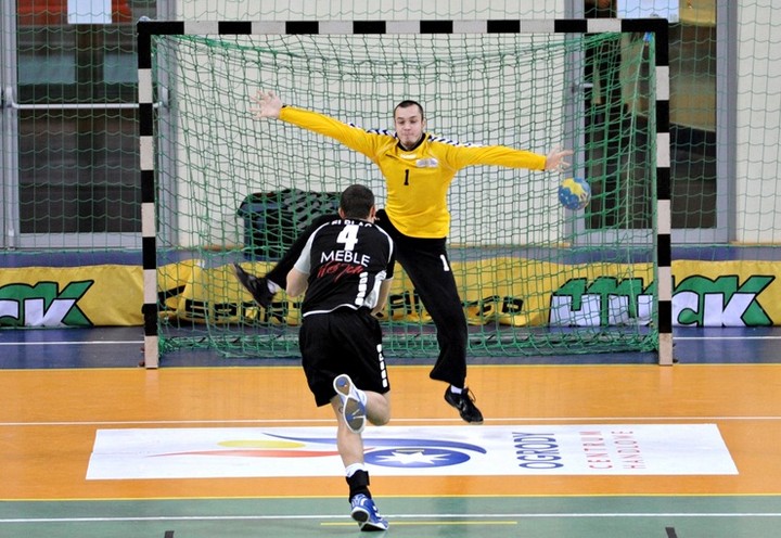 Remis Wójcika z Gdynią