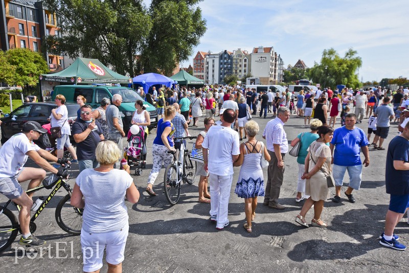Mundurowi na luzie