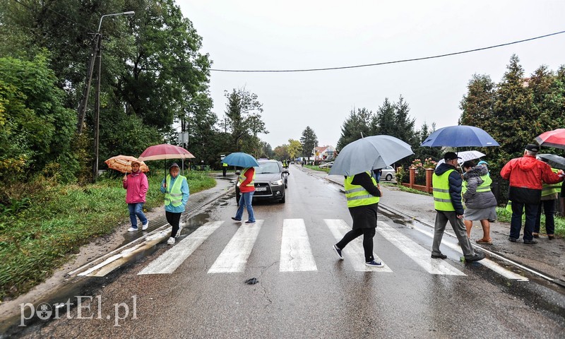 Deszczowy prostest w Gronowie Górnym
