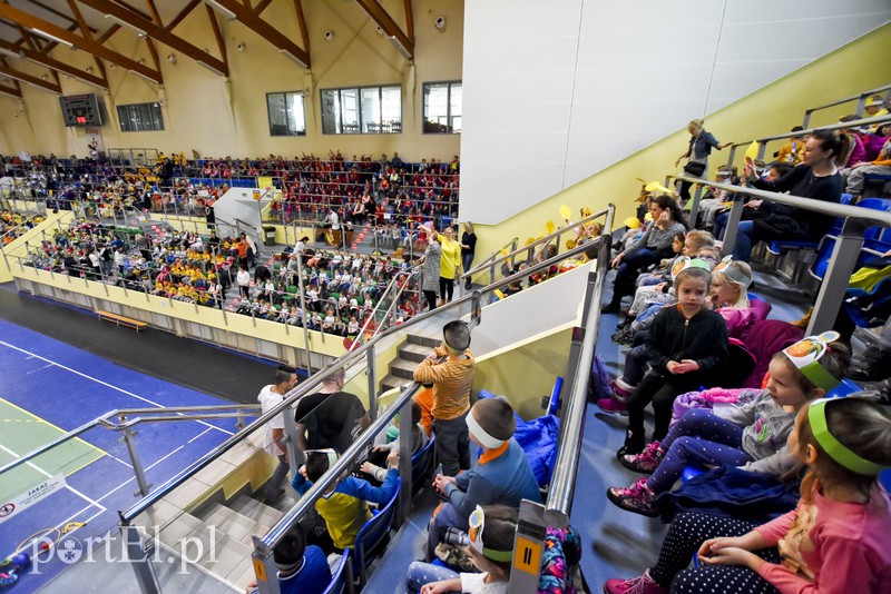 Jabłka rywalizowały z mandarynkami
