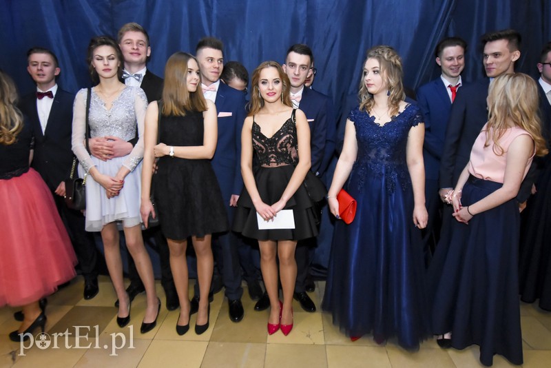 Pierwszy, tak ważny bal