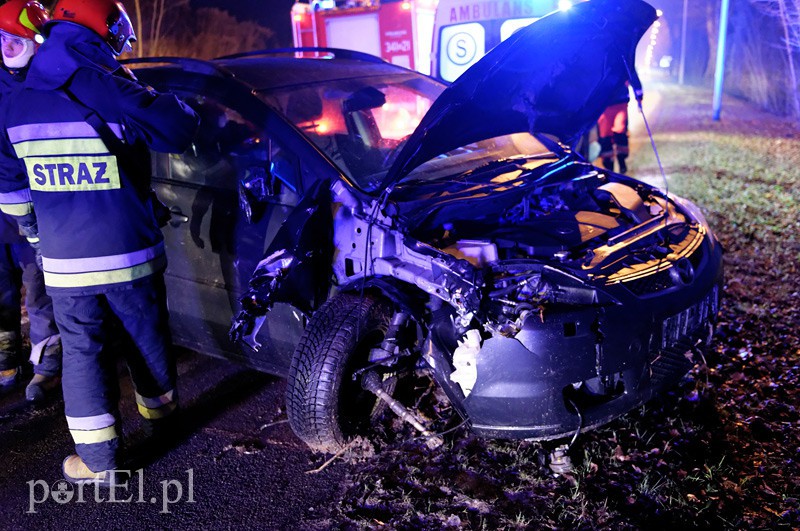 Wypadek w Dąbrowie: jedna osoba ranna