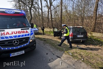 >Wypadek na Królewieckiej, dwie osoby trafiły do szpitala