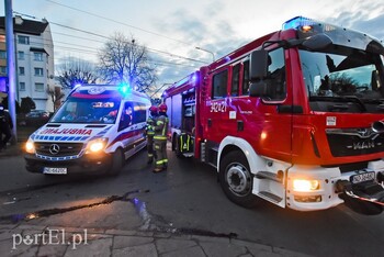 >Zderzenie dostawczego fiata z osobowym fordem, kierowca fiata stracił prawo jazdy