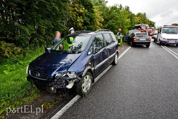 >Kolizja 4 pojazdów na DK22