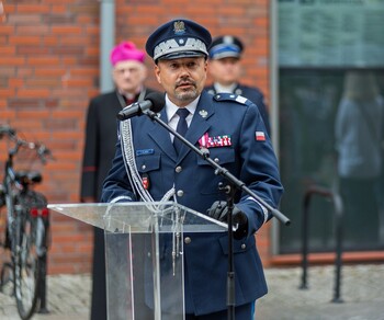 >Apel i festyn. Policjanci świętują w Elblągu