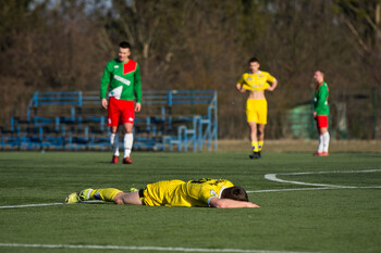 >Falstart rezerw