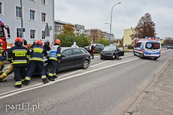 >Kolizja fiata z audi na al. Grunwaldzkiej