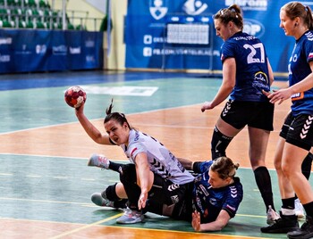 >Wygrana EKS i awans na 6. miejsce