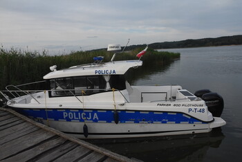 >Wypłynął na SUP-ie i stracili z nim kontakt