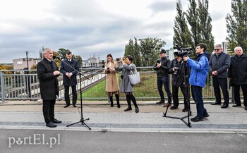 >Tablica już stoi