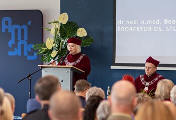 >Inauguracja medyczna i społeczna