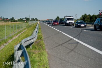 >Utrudnienia w ruchu na drodze ekspresowej S7