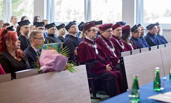 >Inauguracja medyczna i społeczna