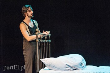 >W poszukiwaniu sedna. 301. premiera w elbląskim teatrze