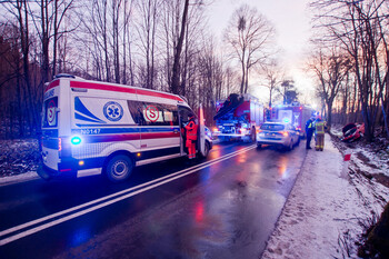 >Tragedia koło Pomorskiej Wsi. Nie żyją dwie osoby