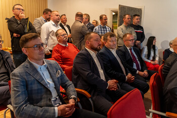 >Wieczór wyborczy w PiS. „Dziękuję wszystkim, którzy poszli na wybory”