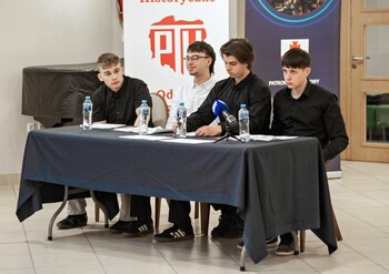>Hermann Balk na pomnik?