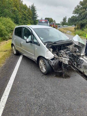 >Kolizja na drodze nr 22. Ruch zablokowany
