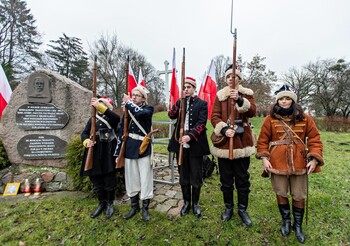>Powstańcza lekcja historii ze współczesnym akcentem
